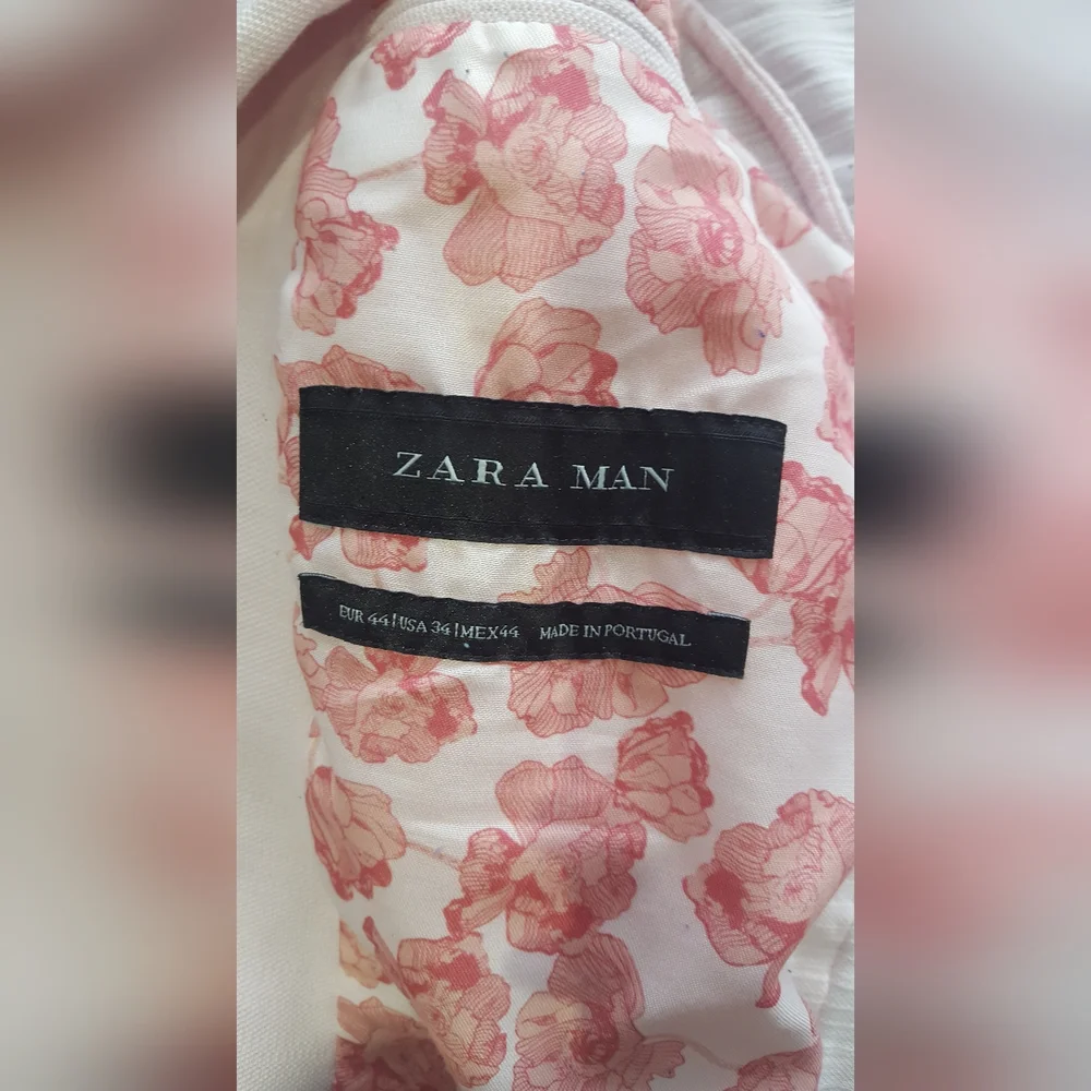 Zara Baby Pink Blazer - Picture 2 of 3